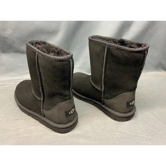 UGG Australia Girls Classic II Boots Pull-On Suede Black Size 5 NEW NO BOX! - Picture 4 of 6